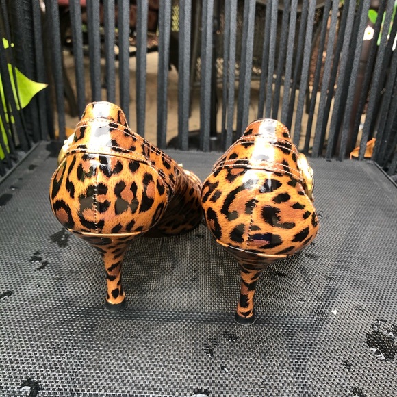 Stuart Weitzman heels sz 8 open toe - Picture 2 of 6